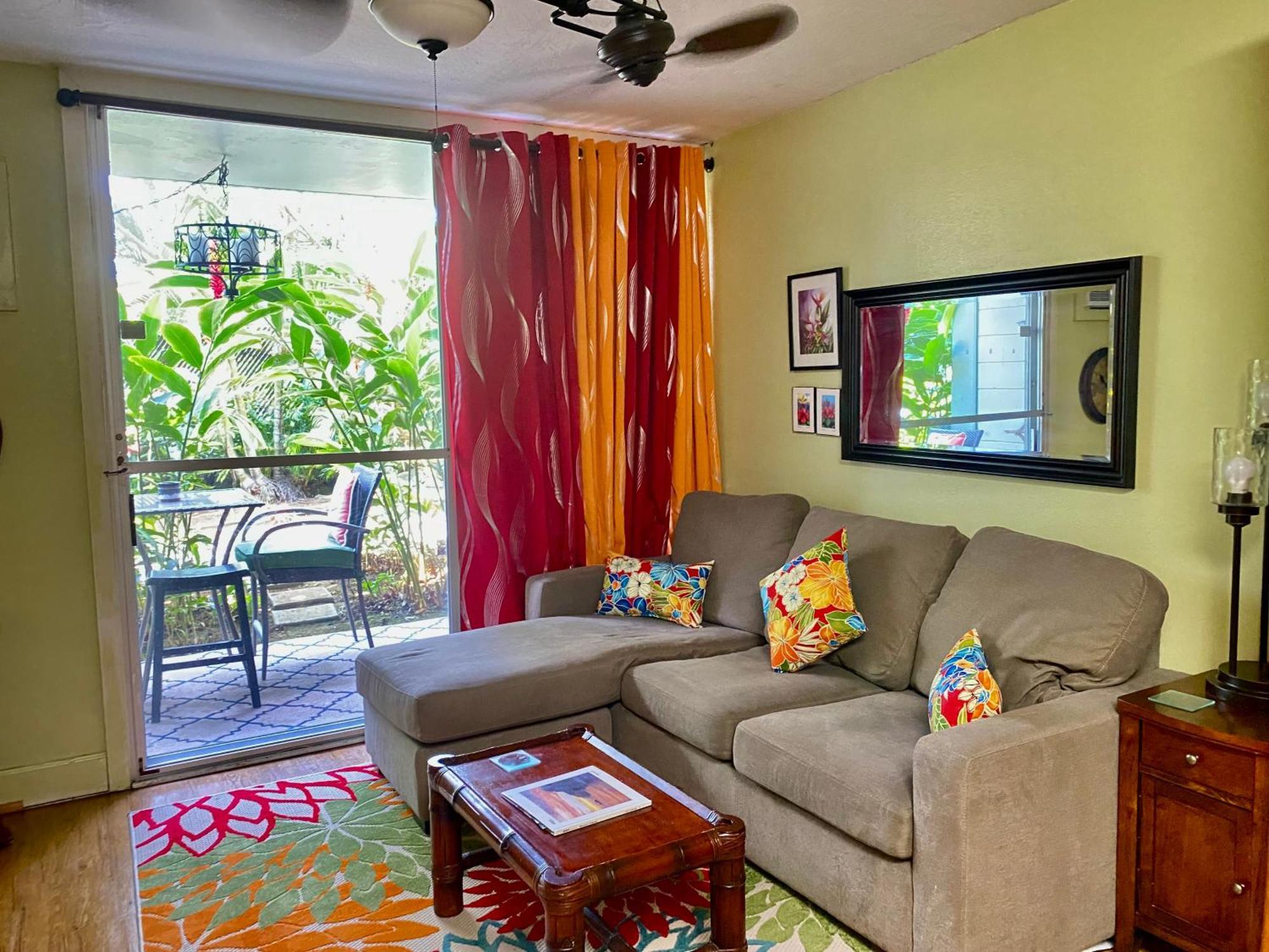 Spring Rates Book Now - Islander Condos Kailua-Kona Exterior photo